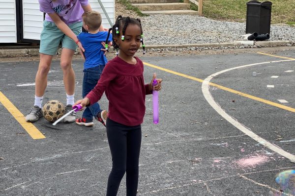 Pre-K-Spring-2021-Playground-b-roll-bubbels-(6)